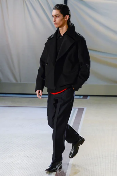 Look 14